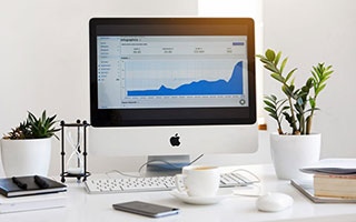 爱游戏综合娱乐-_马拉松纪录挑战：突破自我极限_，马拉松新纪录